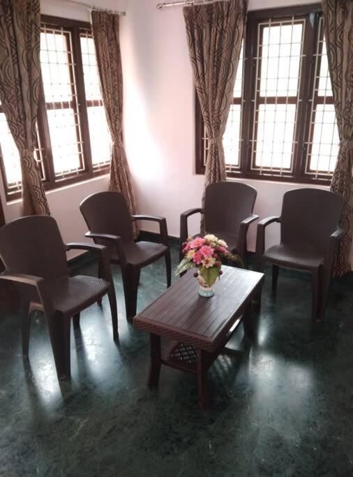 Happy Nest Kalyānpur Exterior foto